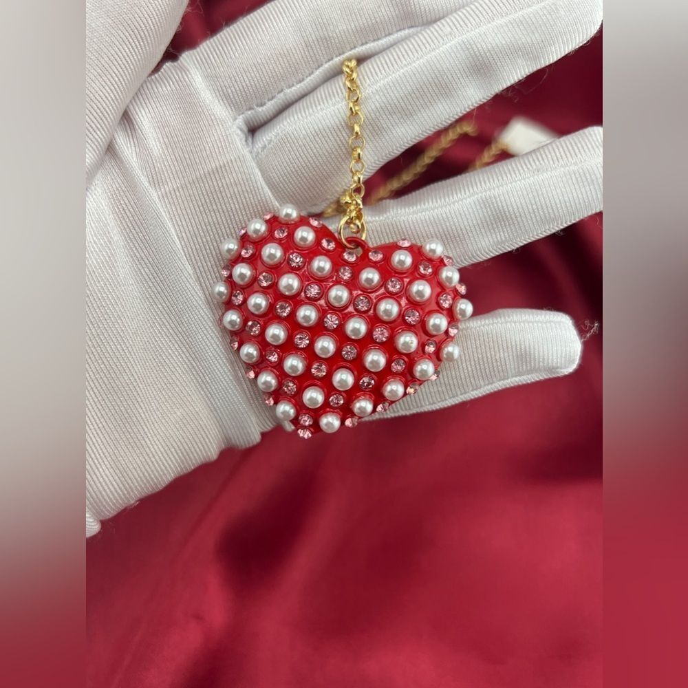 Betsey Johnson Red Heart Pearl and Rhinestone Necklace - Picture 4 of 10
